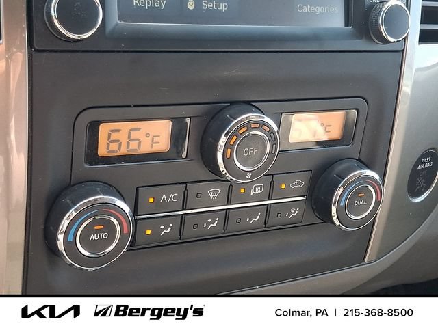 Used 2016 Nissan Frontier SL AWD/4WD image 17