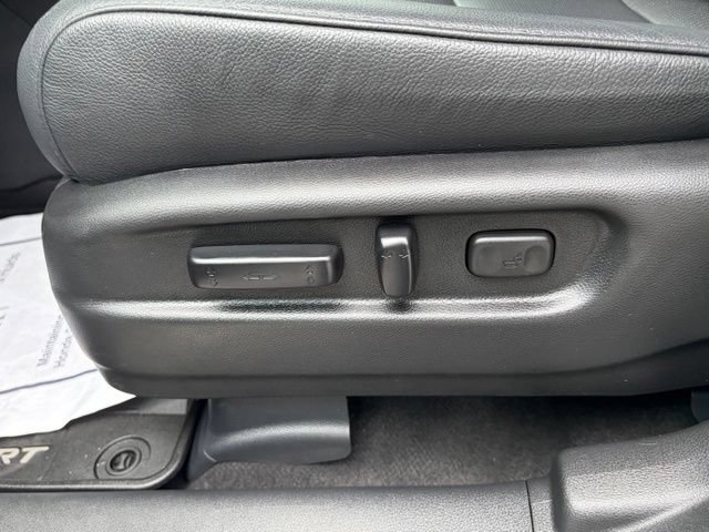 Certified 2025 Honda Passport EX-L image 17