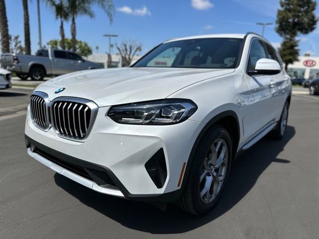 Used 2023 BMW X3 sDrive30i w/ Premium Package image 1