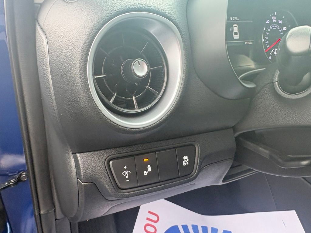 Used 2024 Kia Forte LXS w/ LXS Technology Package image 15