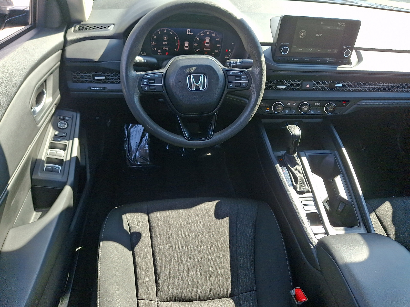Used 2023 Honda Accord EX image 11