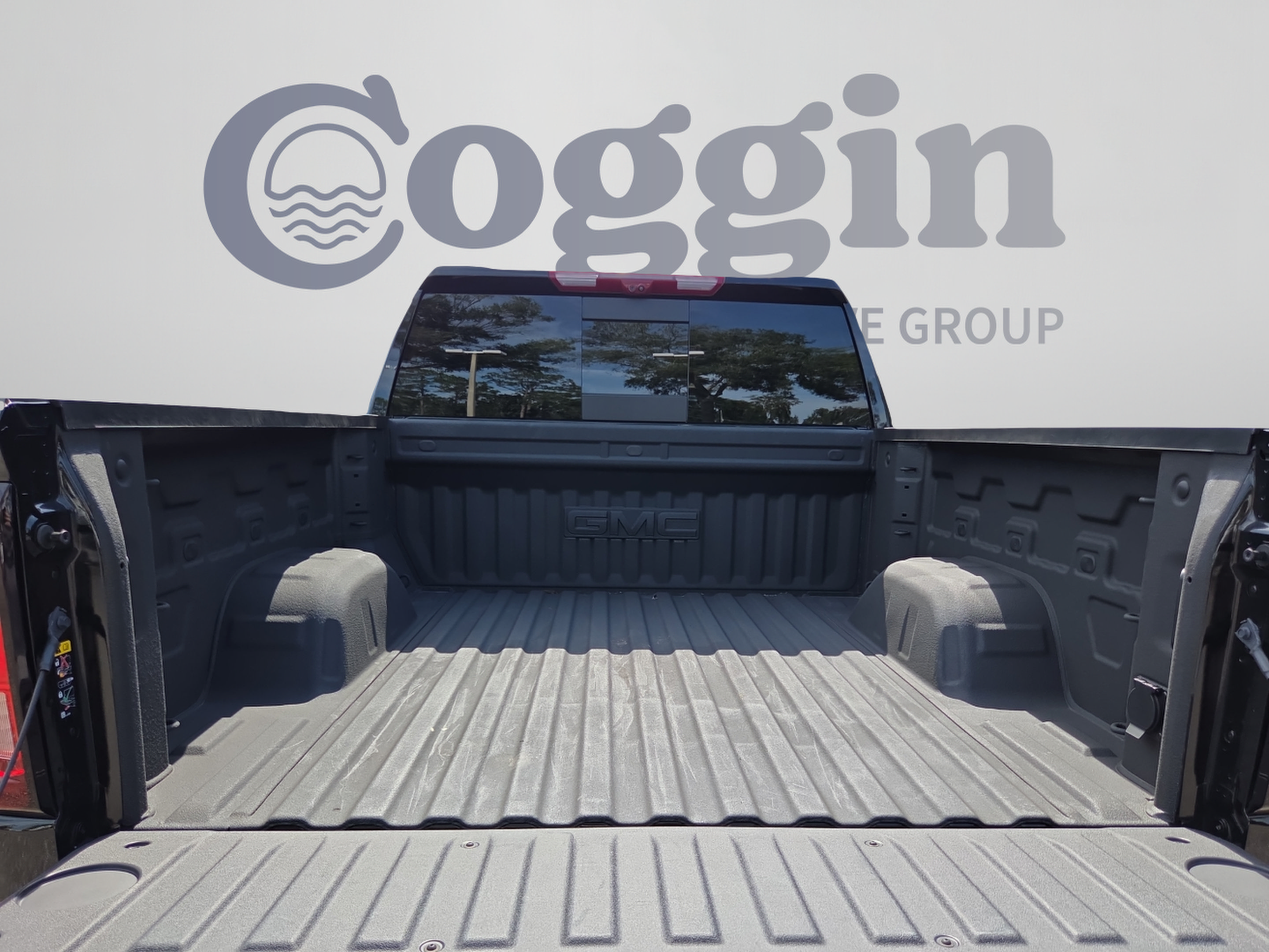 Certified 2026 GMC Sierra 1500 AT4 w/ AT4 Premium Package AWD/4WD image 14