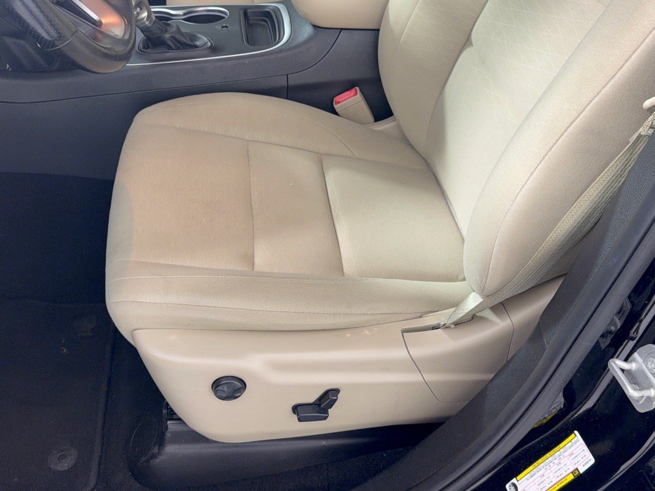 Used 2019 Dodge Durango SXT AWD/4WD image 16