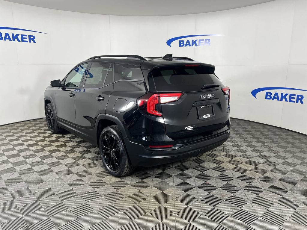 Used 2022 GMC Terrain SLT w/ Infotainment Package II image 7