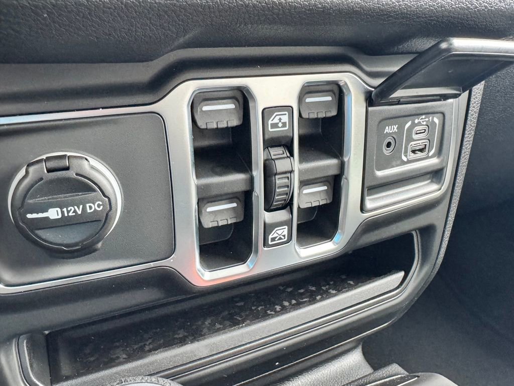 New 2026 Jeep Gladiator Sport AWD/4WD image 18