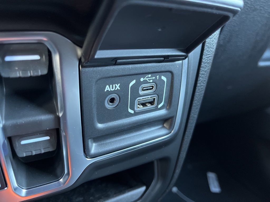 New 2026 Jeep Gladiator Sport AWD/4WD image 38