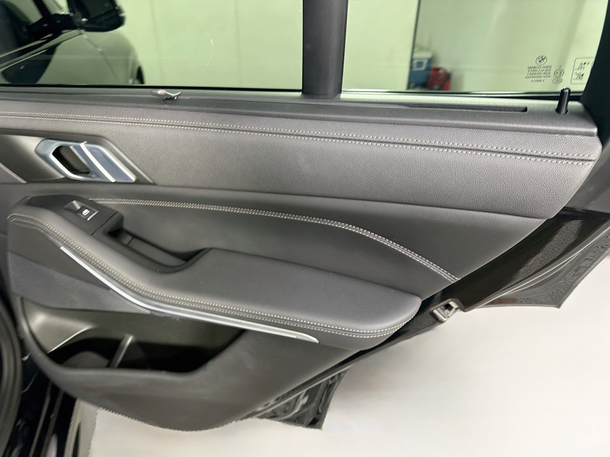 Used 2022 BMW X5 sDrive40i w/ M Sport Package RWD image 31