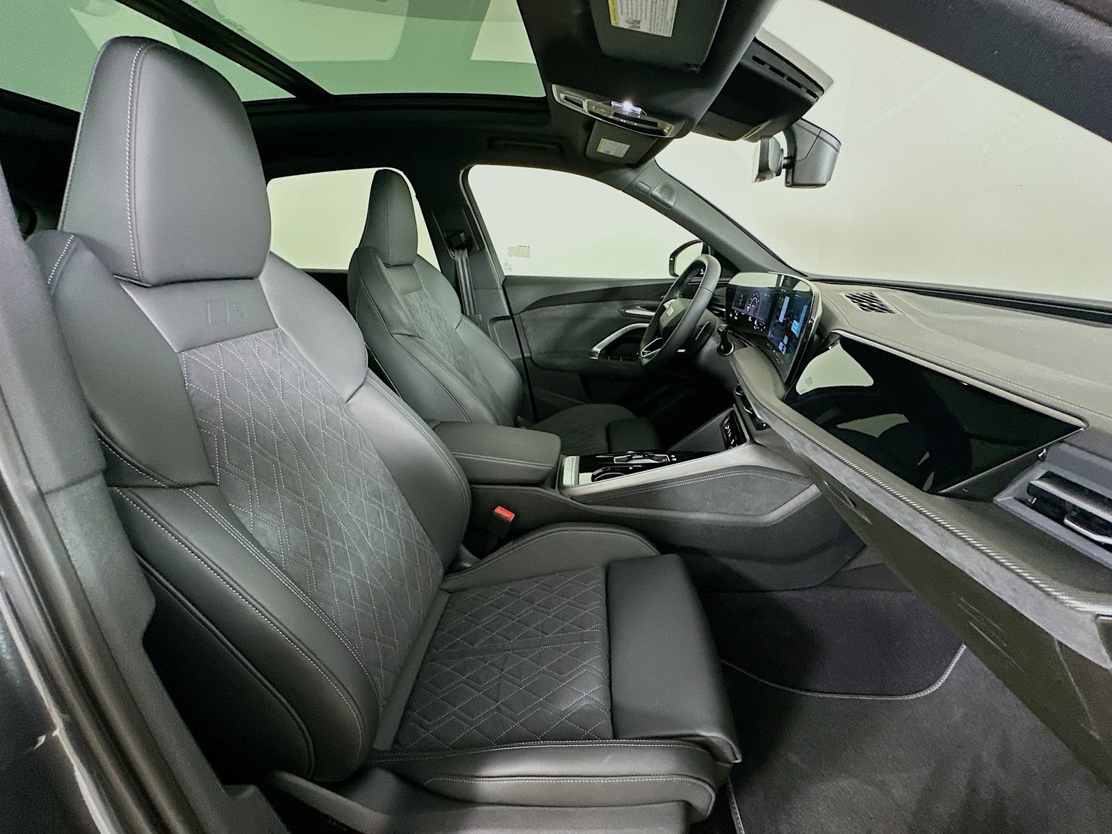 New 2026 Audi SQ5 Premium Plus AWD/4WD image 43