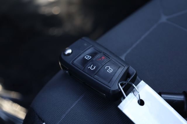 Used 2025 Volkswagen Jetta Sport image 25