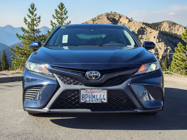 Used 2020 Toyota Camry SE image 3
