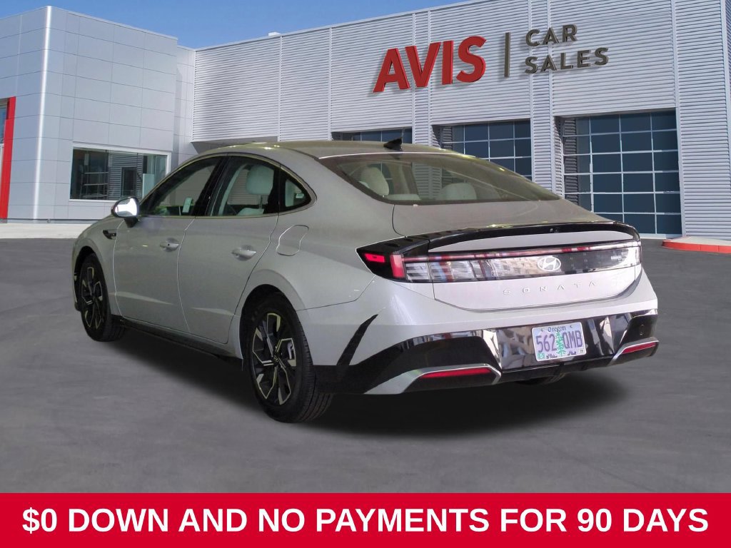 Used 2025 Hyundai Sonata SEL FWD image 9