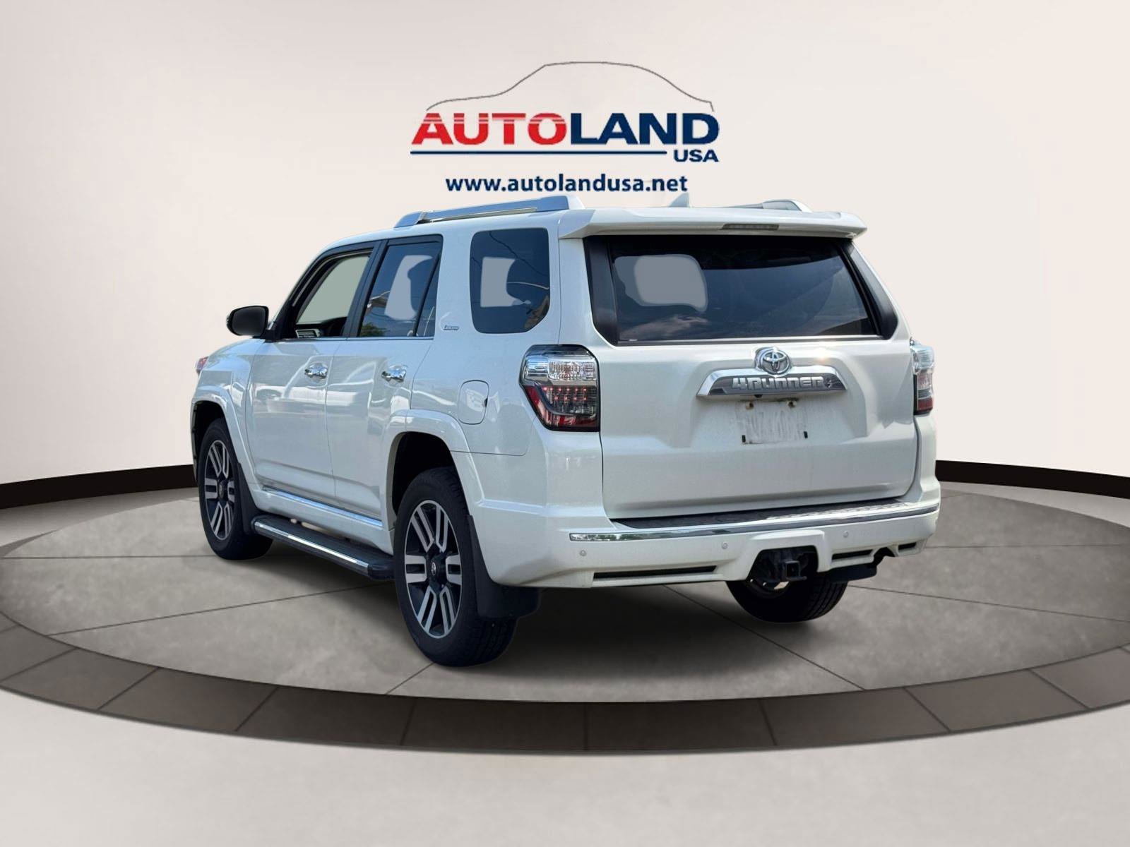 Used 2018 Toyota 4Runner Limited AWD/4WD image 5