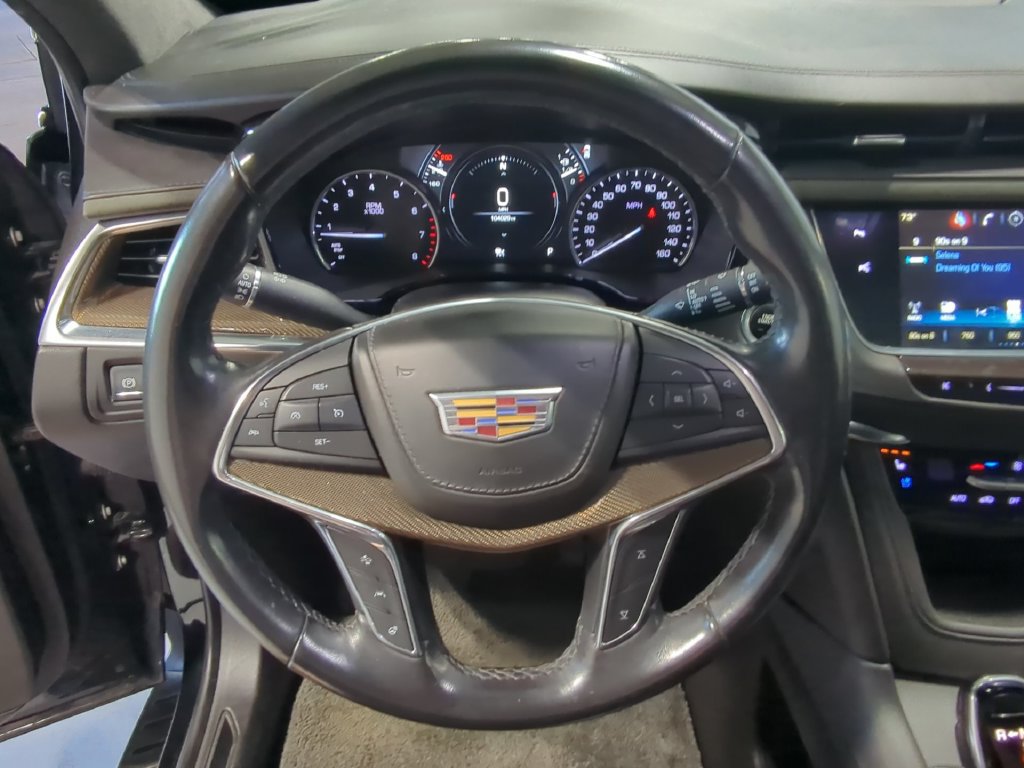 Used 2019 Cadillac XT5 Platinum AWD/4WD image 28
