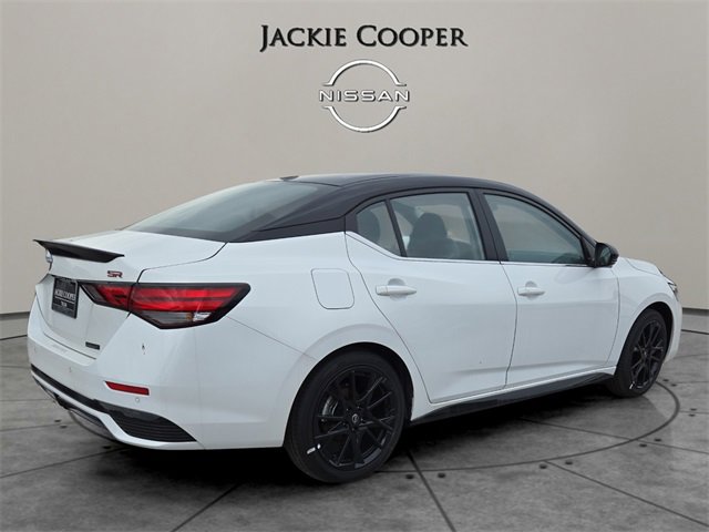 New 2025 Nissan Sentra SR w/ Midnight Edition image 5