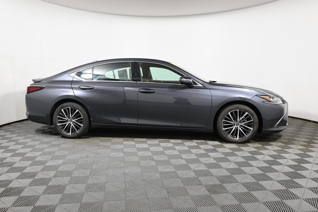 Used 2024 Lexus ES 250 w/ Premium Package AWD/4WD image 8