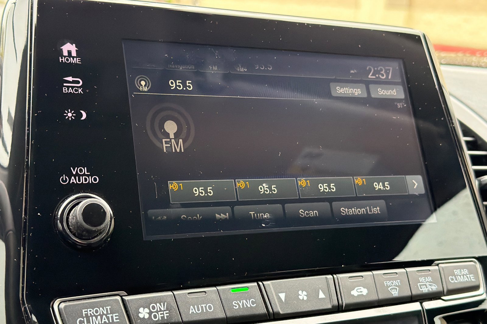 Used 2024 Honda Odyssey Touring image 19