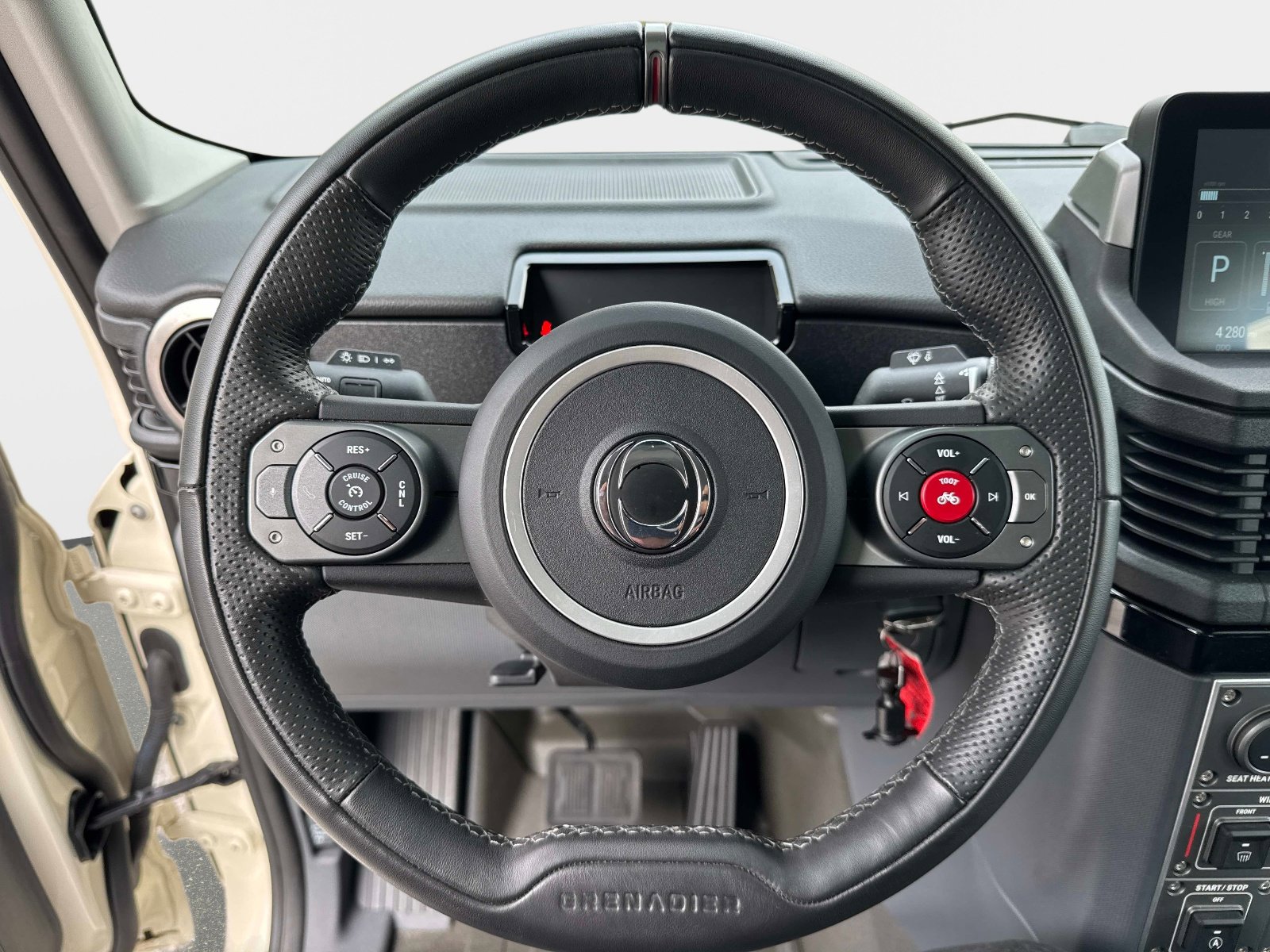 New 2024 INEOS Grenadier Fieldmaster Edition AWD/4WD image 25
