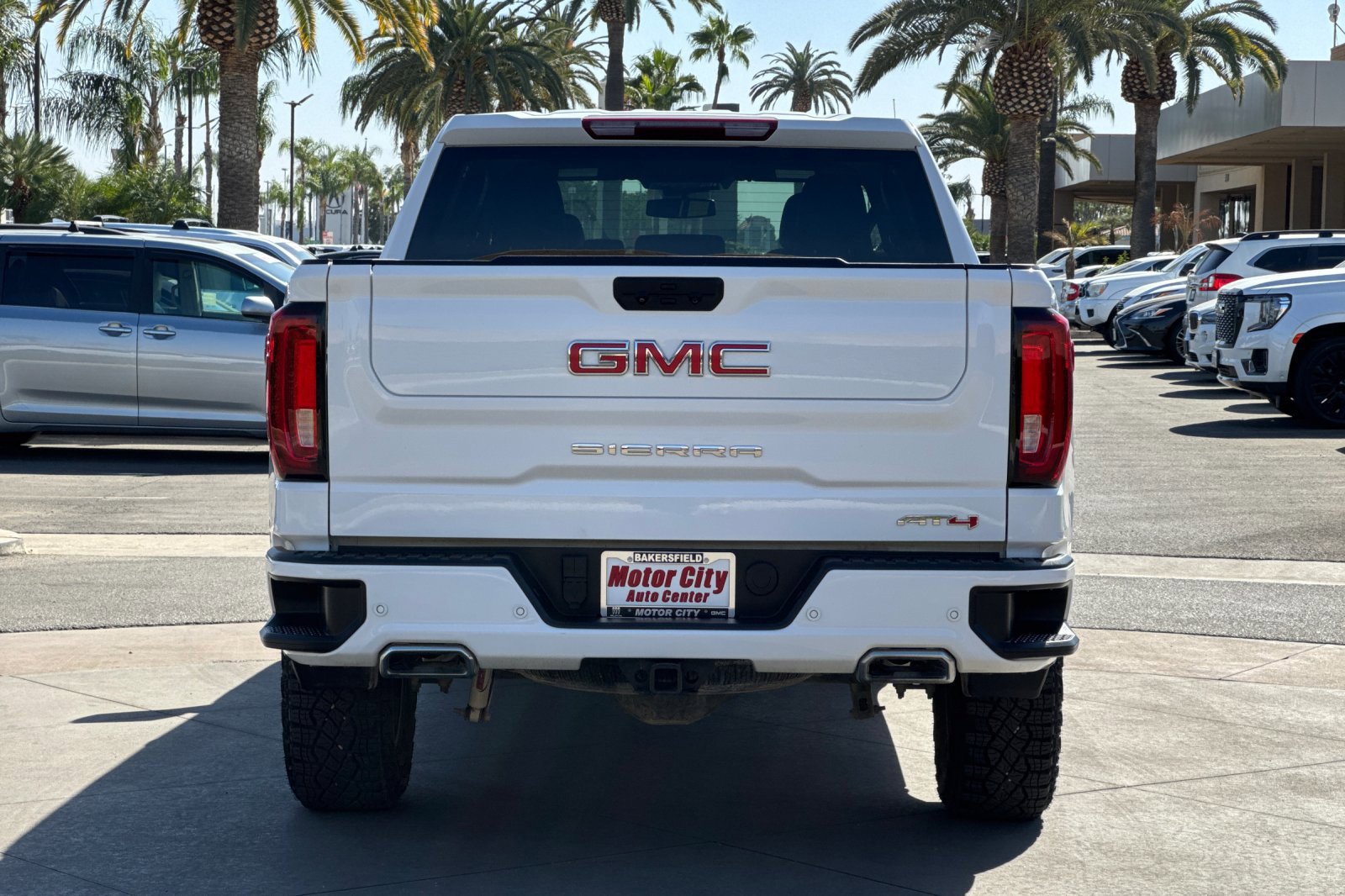 Certified 2025 GMC Sierra 1500 AT4 AWD/4WD image 5