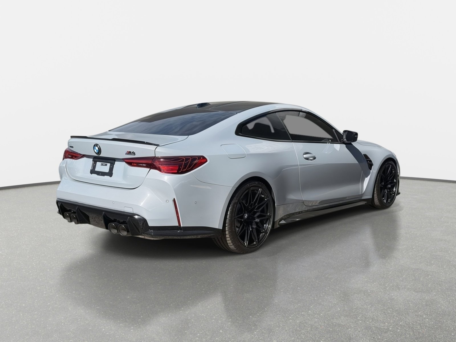 Used 2025 BMW M4 xDrive Competition w/ Executive Package image 3