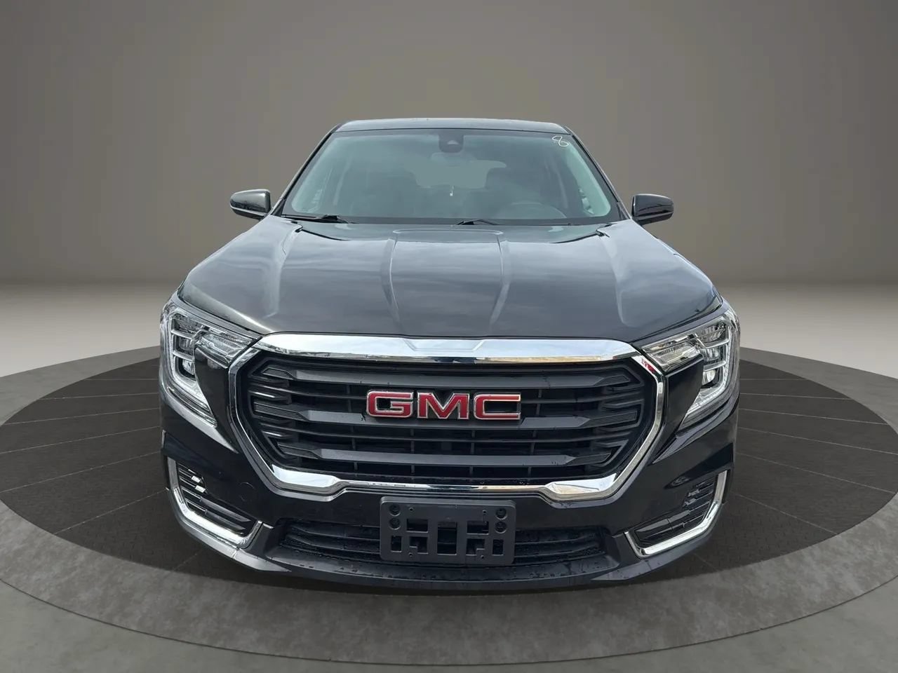 Used 2022 GMC Terrain SLE AWD/4WD image 2