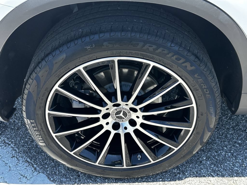 Certified 2022 Mercedes-Benz GLC 300 image 20