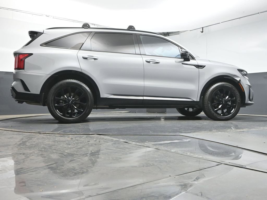Used 2023 Kia Sorento SX AWD/4WD image 40