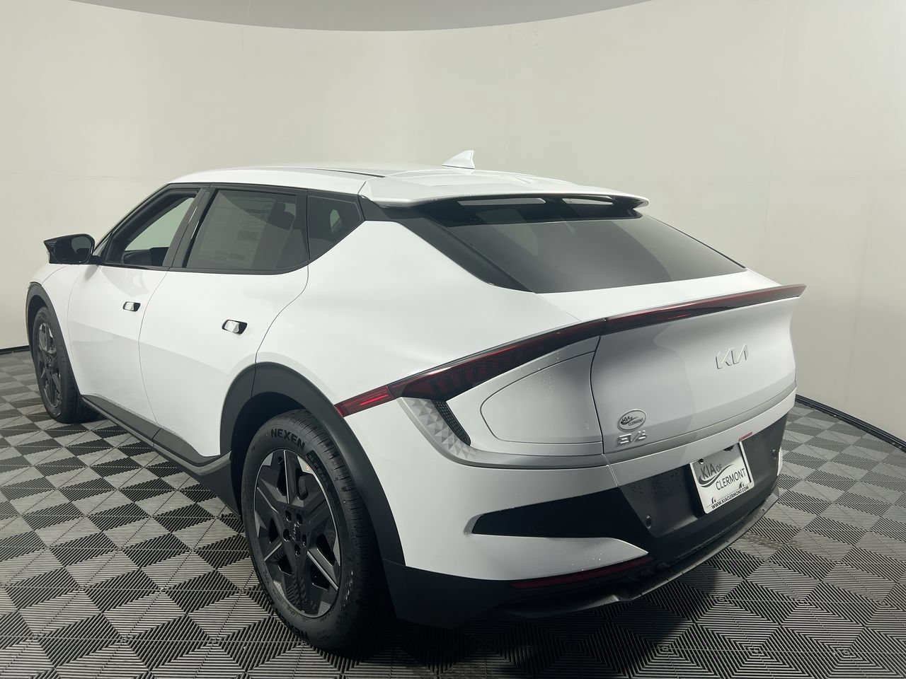 New 2026 Kia EV6 Light RWD image 7