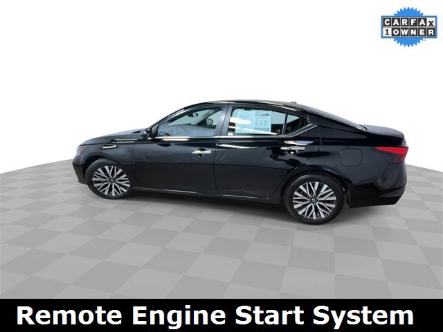 Used 2024 Nissan Altima 2.5 SV image 8