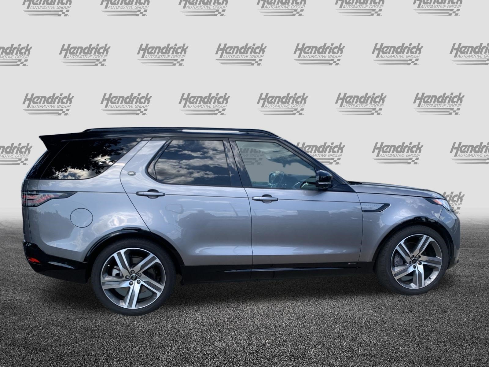Used 2022 Land Rover Discovery HSE R-Dynamic AWD/4WD image 11