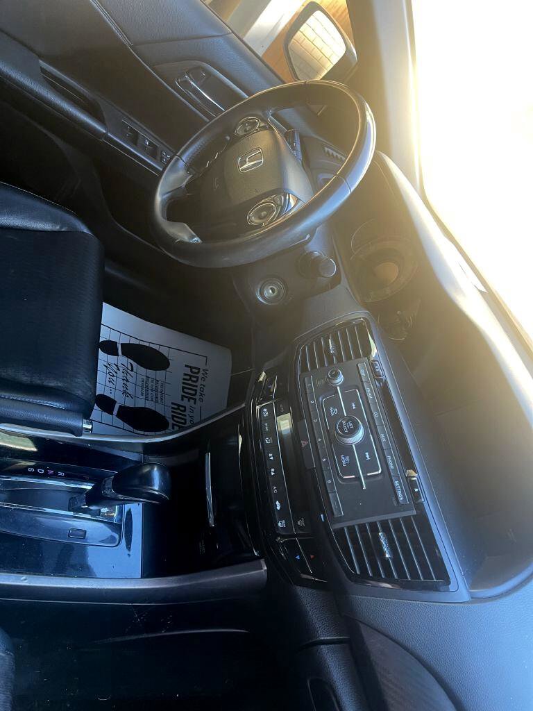 Used 2016 Honda Accord Sport image 16