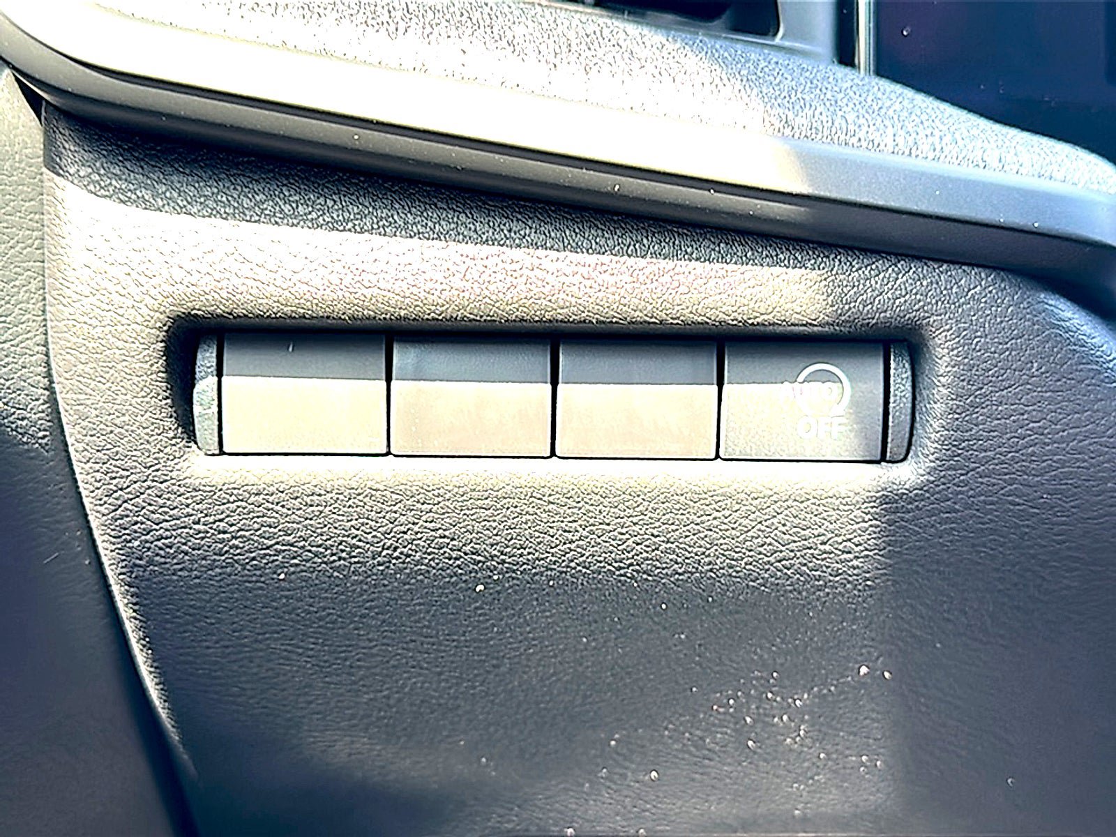 New 2027 Nissan Kicks S FWD image 26