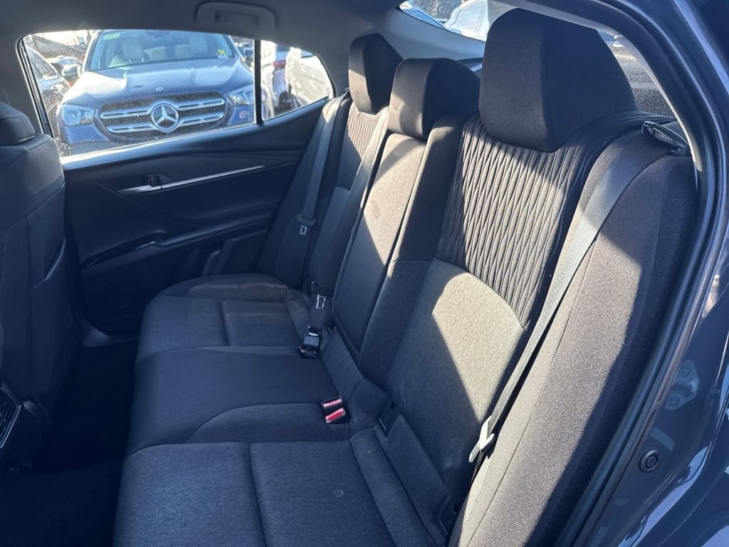 Used 2025 Toyota Camry LE image 33
