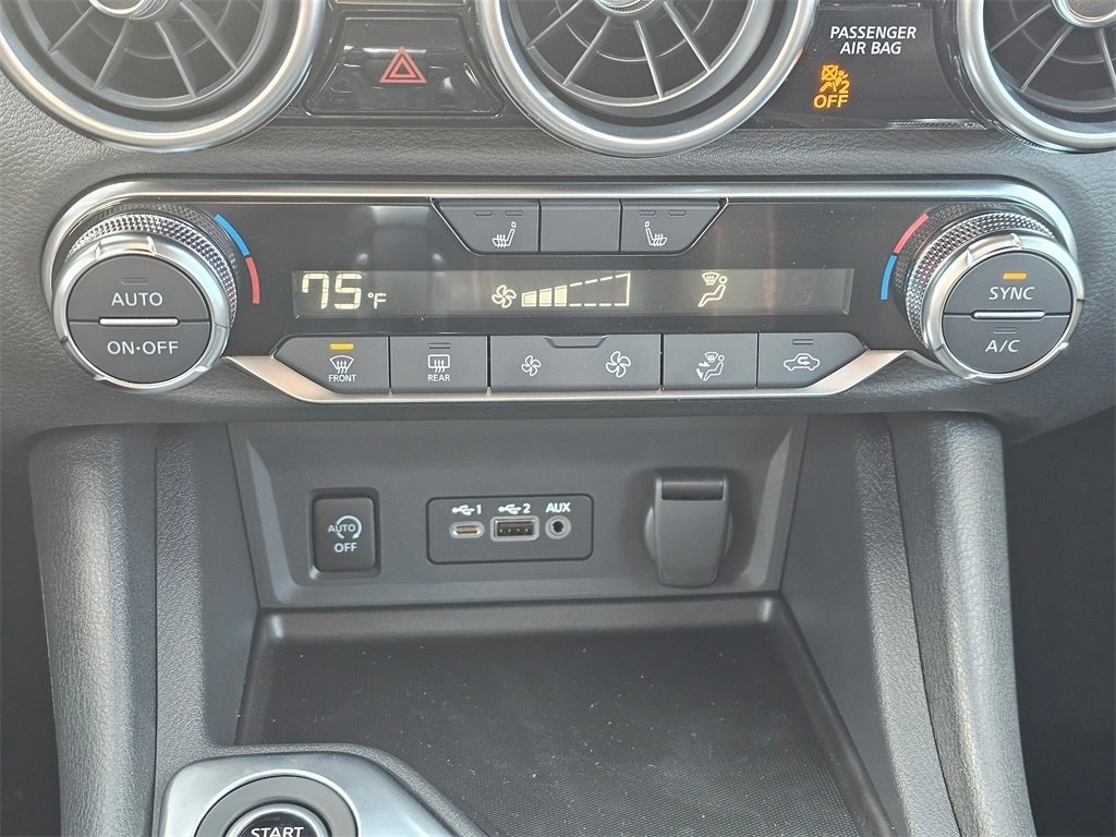 New 2025 Nissan Sentra SR image 14