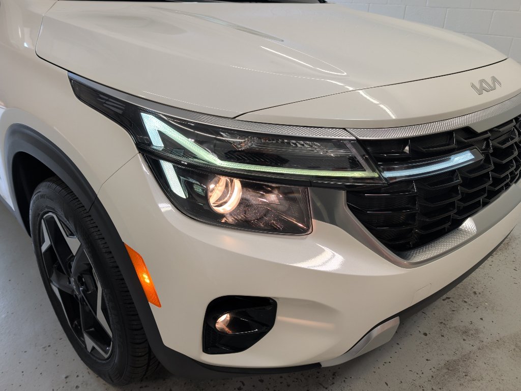 Used 2025 Kia Seltos S FWD image 5
