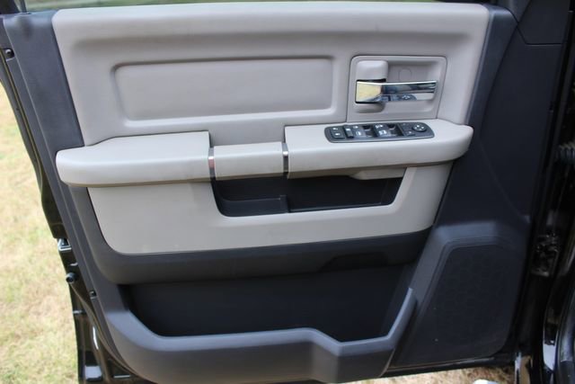 Used 2012 RAM 3500 SLT w/ Technology Group AWD/4WD image 21