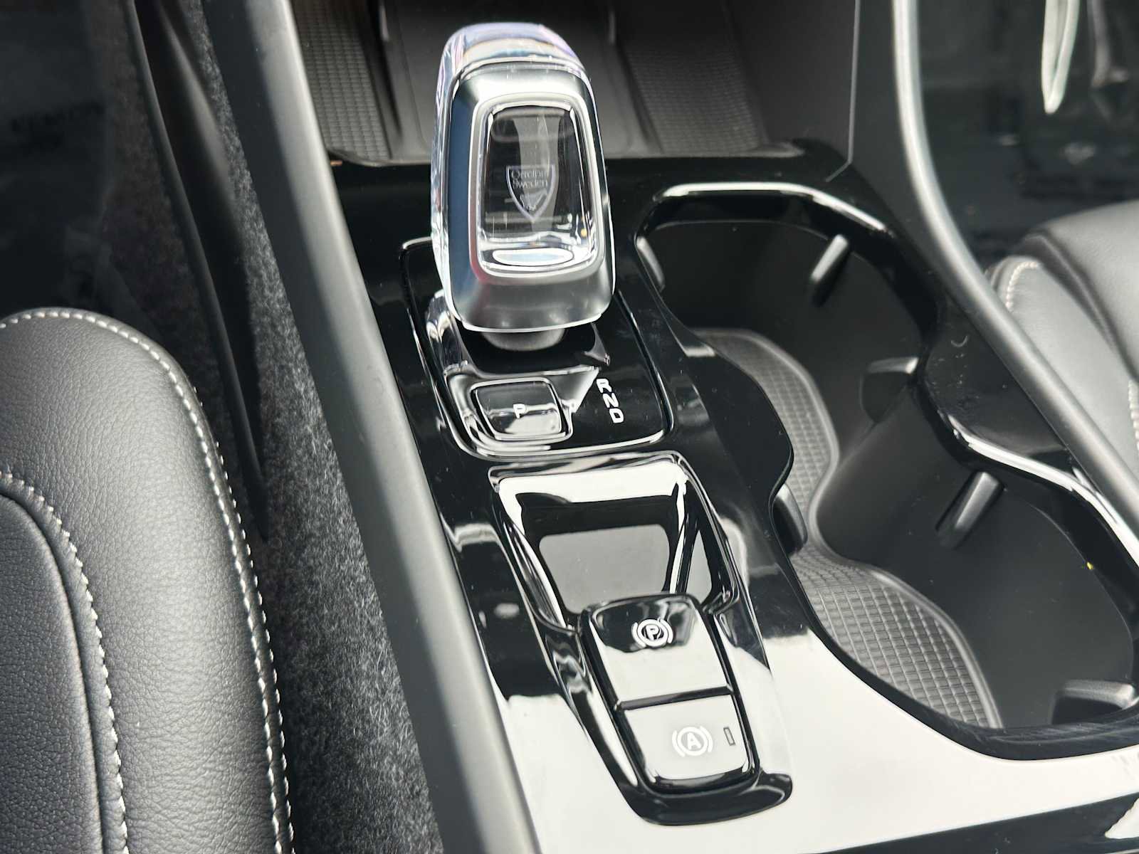 New 2026 Volvo XC40 B5 Plus w/ Protection Package Premier image 32