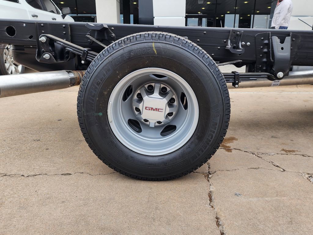 New 2026 GMC Sierra 3500 Pro image 48