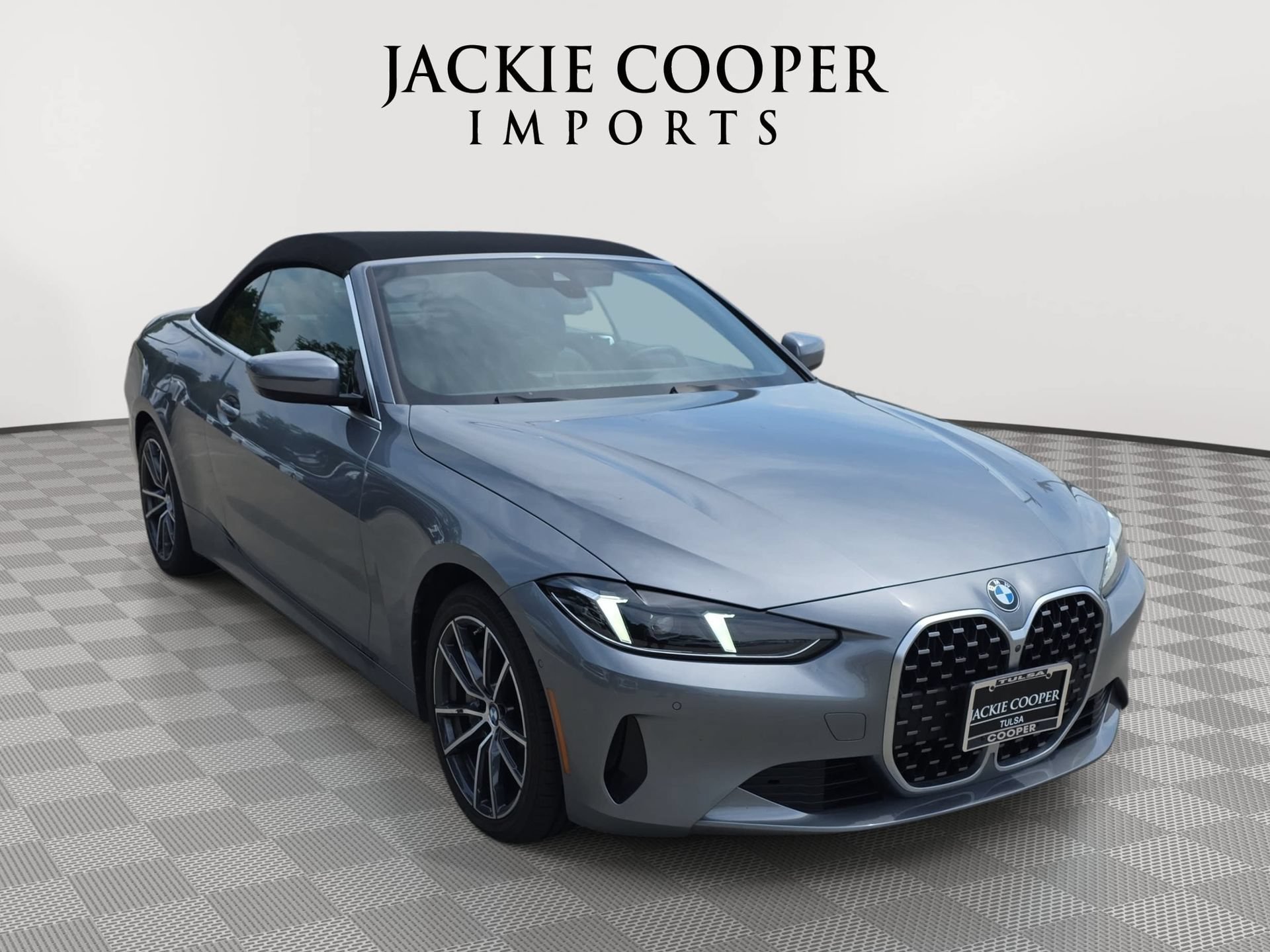 Used 2025 BMW 430i xDrive Convertible AWD/4WD image 3