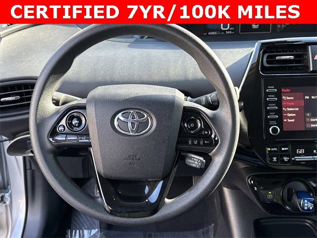 Used 2020 Toyota Prius L Eco image 18