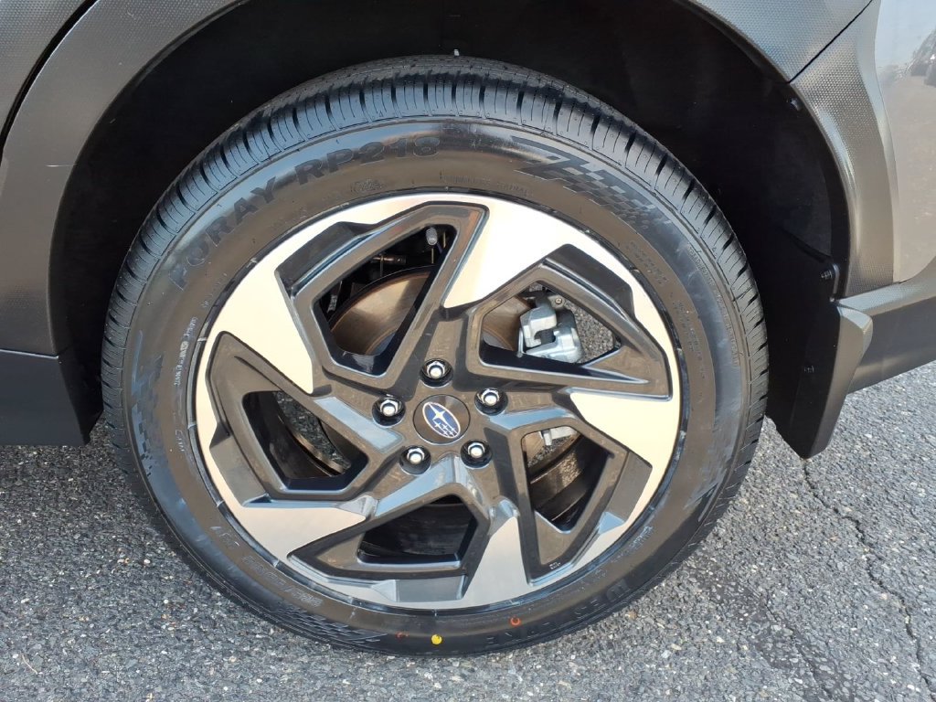 Certified 2024 Subaru Crosstrek 2.5i Limited w/ Crosstrek Mirror Package AWD/4WD image 16