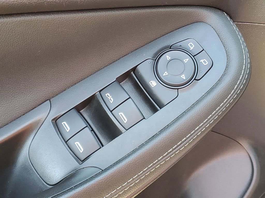 Used 2023 Buick Encore GX Select FWD image 23