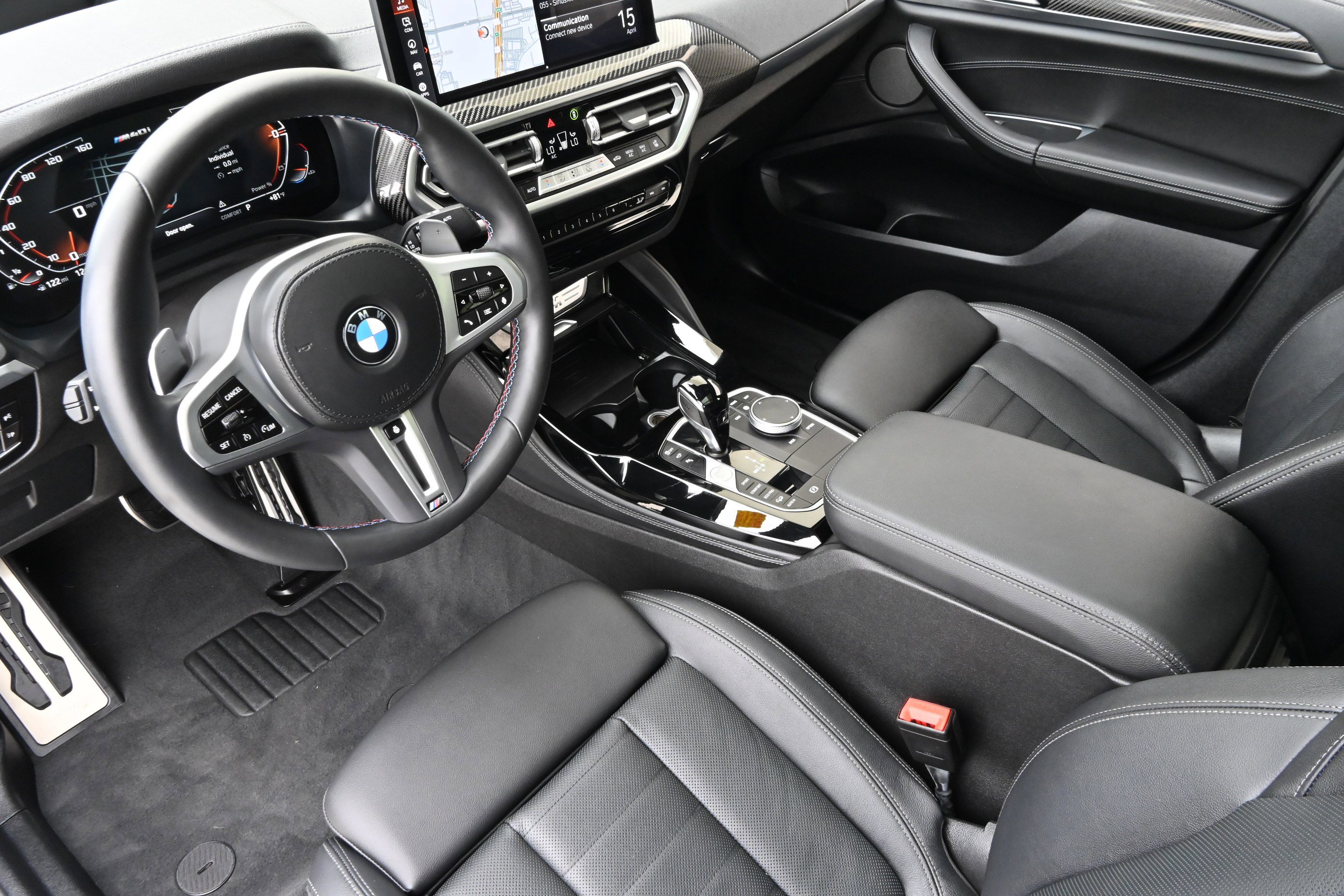 Certified 2024 BMW X4 M40i w/ Premium Package image 14