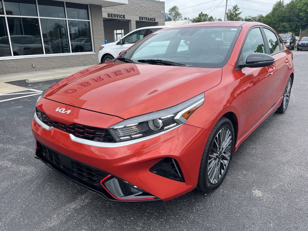 Used 2023 Kia Forte GT-Line w/ GT-Line Premium Package FWD image 9