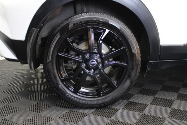 Used 2021 Nissan Kicks SR w/ SR Premium Package FWD image 5