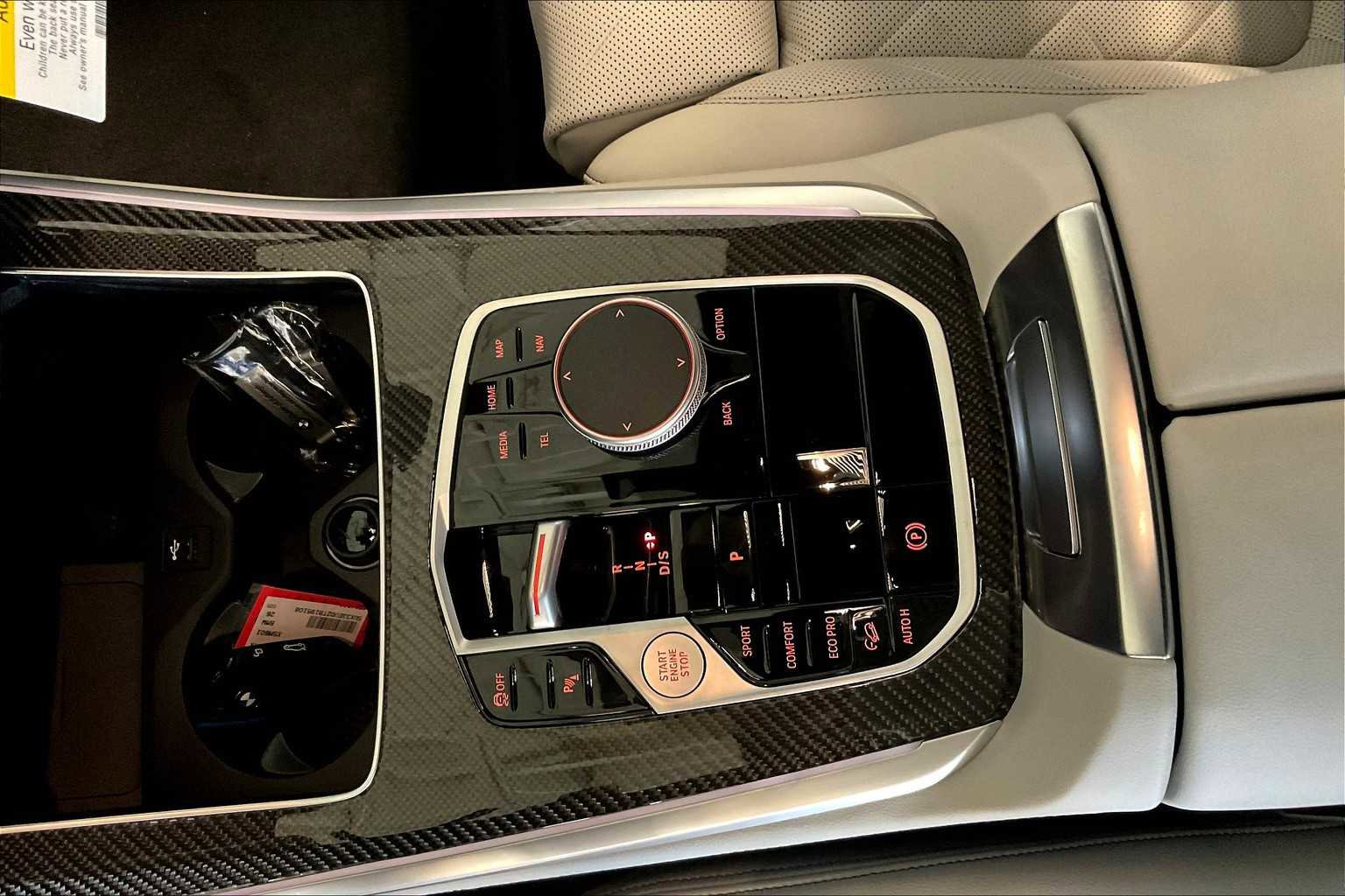 New 2026 BMW X5 M60i w/ Climate Comfort Package image 7