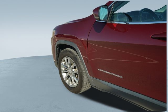 Used 2021 Jeep Cherokee Latitude Plus image 36