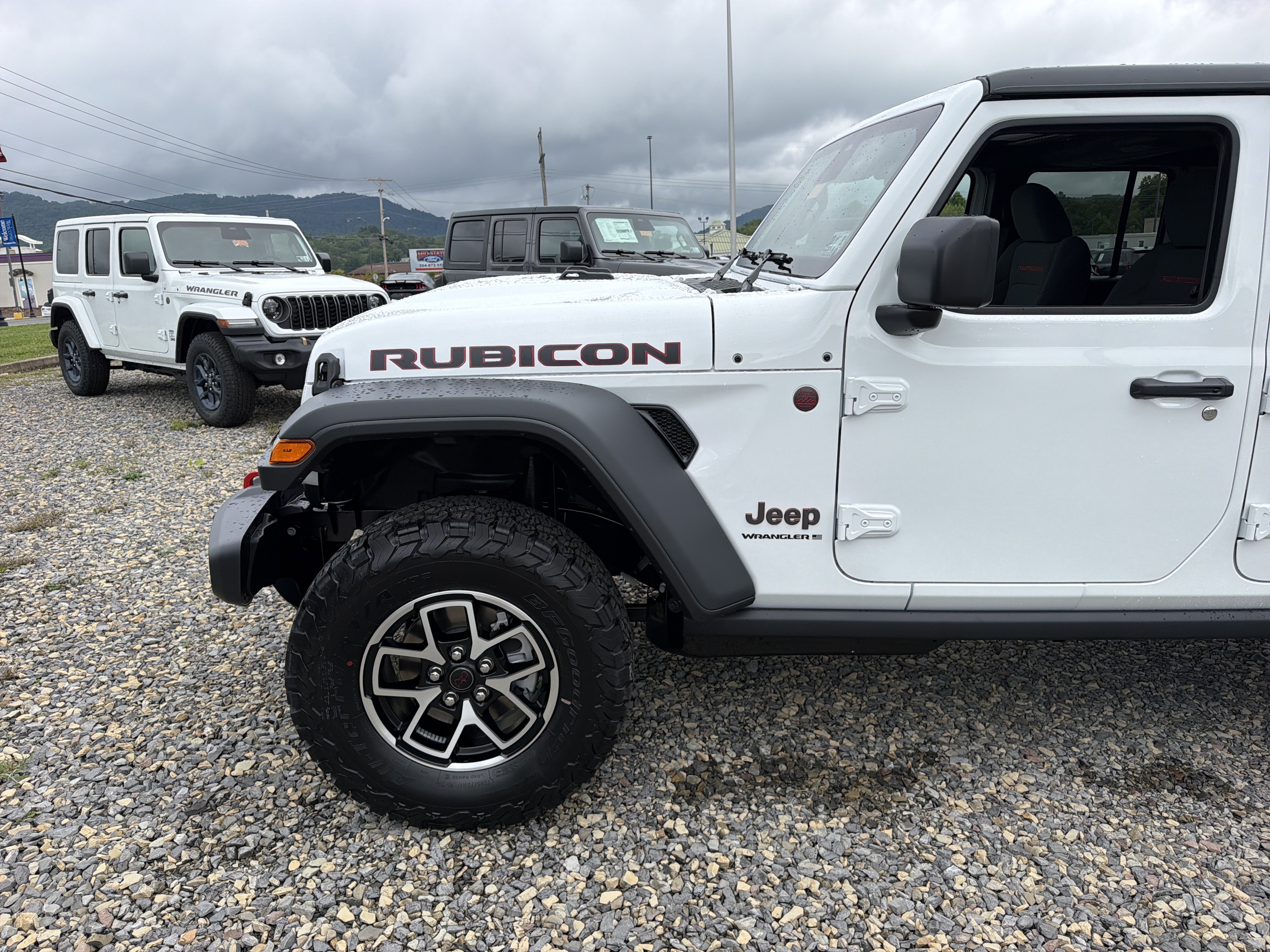 New 2027 Jeep Wrangler Unlimited Rubicon AWD/4WD image 11