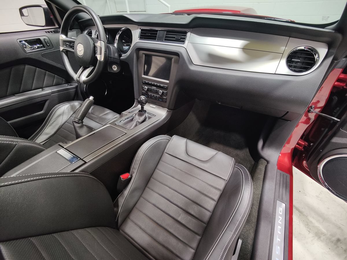 Used 2014 Ford Mustang GT w/ Electronics Package RWD image 12