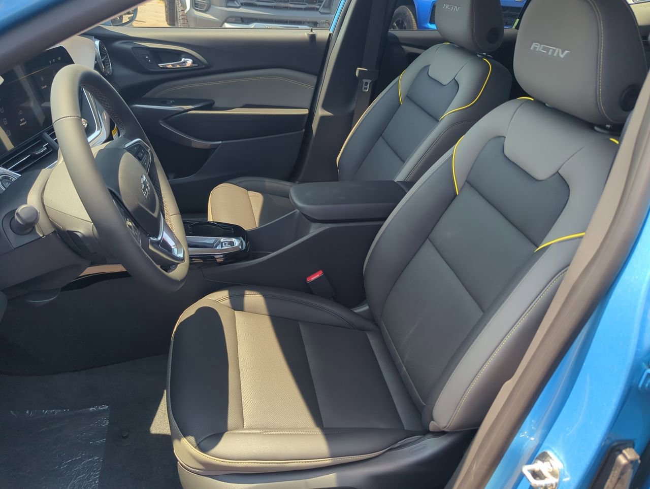 New 2025 Chevrolet Trax ACTIV w/ Driver Confidence Package image 19
