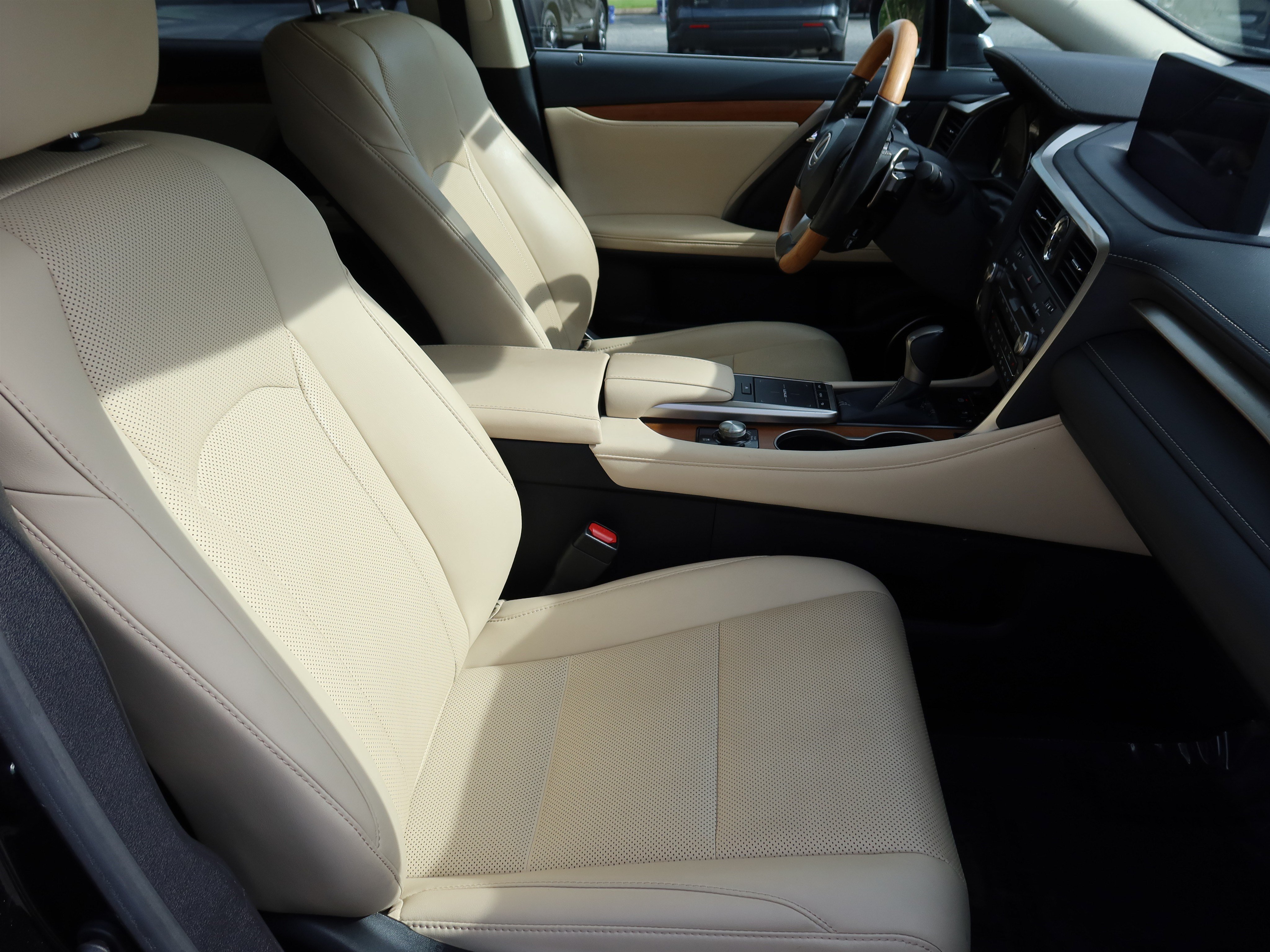 Used 2022 Lexus RX 350 FWD w/ Premium Package image 12